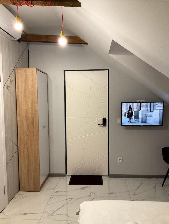Pure Apartments Vip 5 إلفيف المظهر الخارجي الصورة